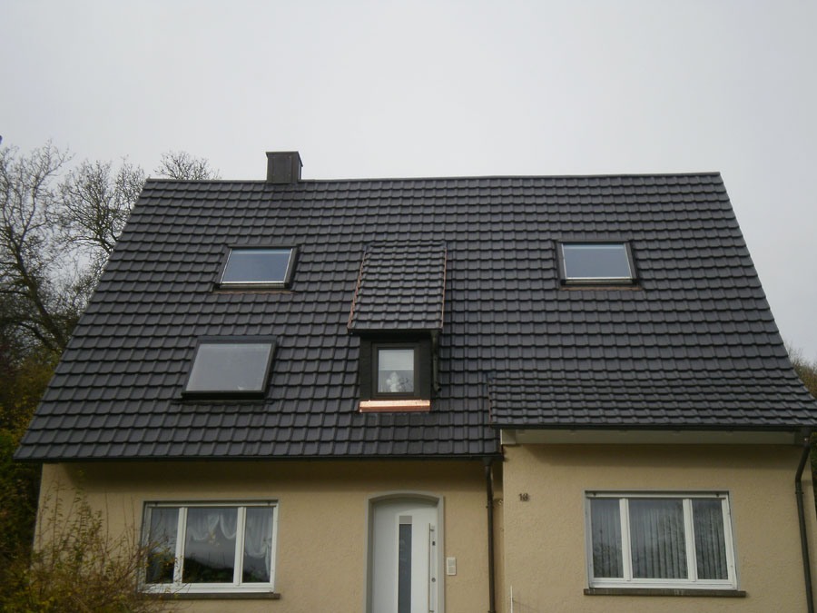 Steildach mit Dachflächenfenstern