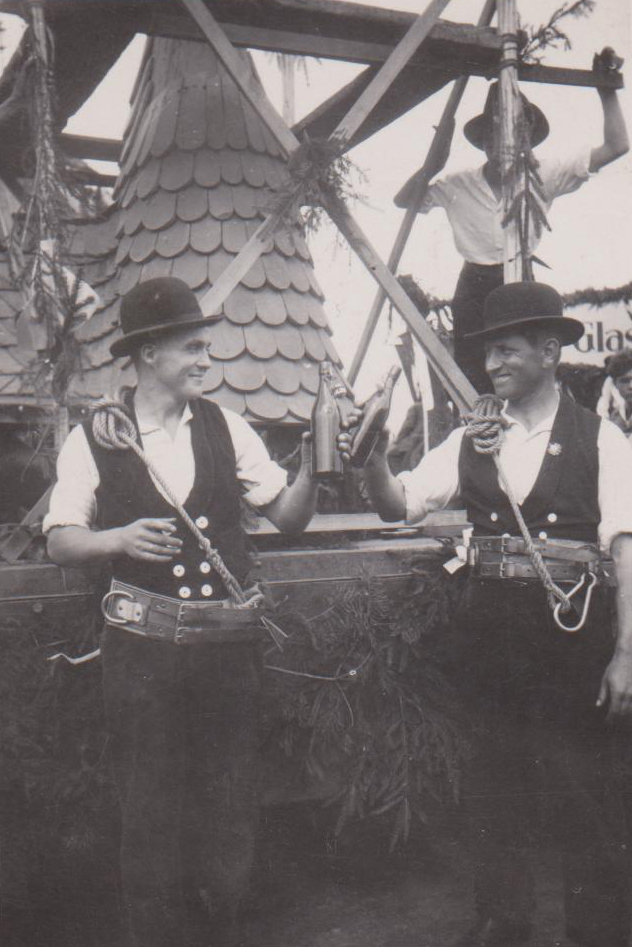 Historische Aufnahme von Schönstein Bedachungen